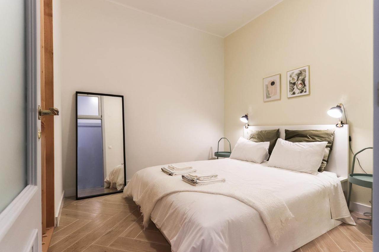 Vita Portucale ! Lisbon Design Apartment With Terrace Exterior photo